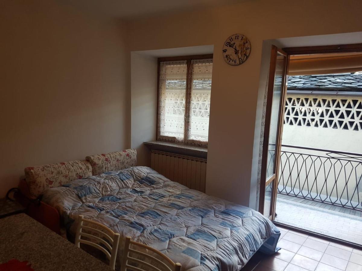Apartmán Casa Cippilippi Saint-Vincent Exteriér fotografie